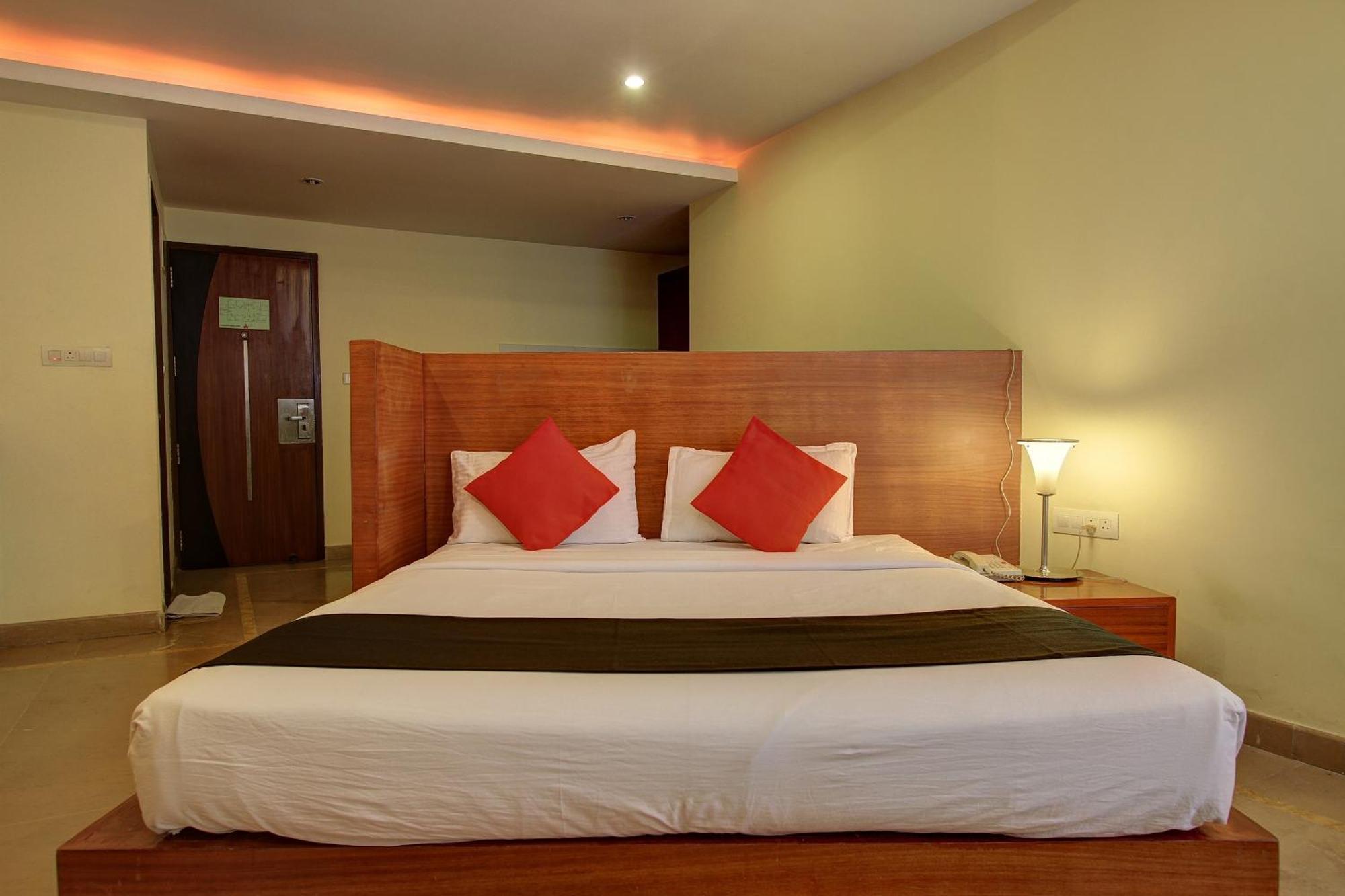 Hotel Townhouse Jp Residency Near Delhi Airport Nueva Delhi Exterior foto