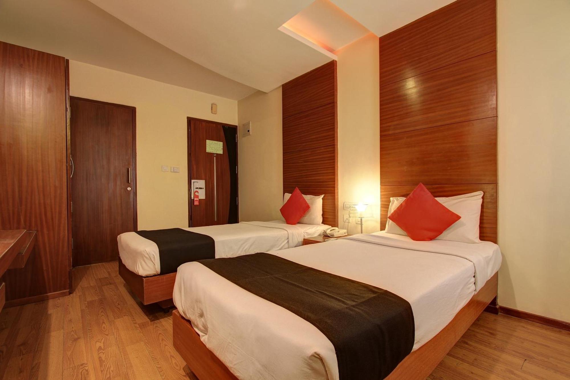 Hotel Townhouse Jp Residency Near Delhi Airport Nueva Delhi Exterior foto